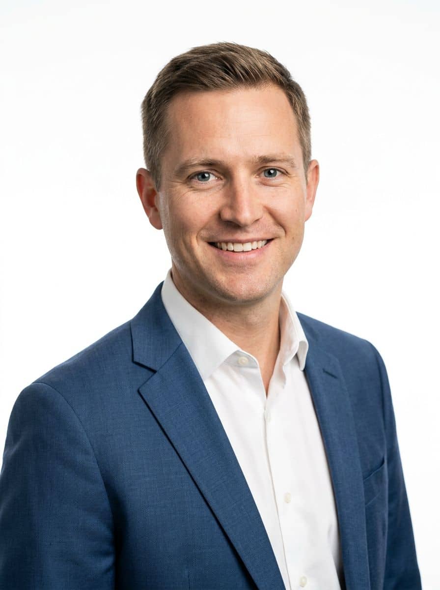 Mid Blue Suit - Studio Pure White - man business headshot