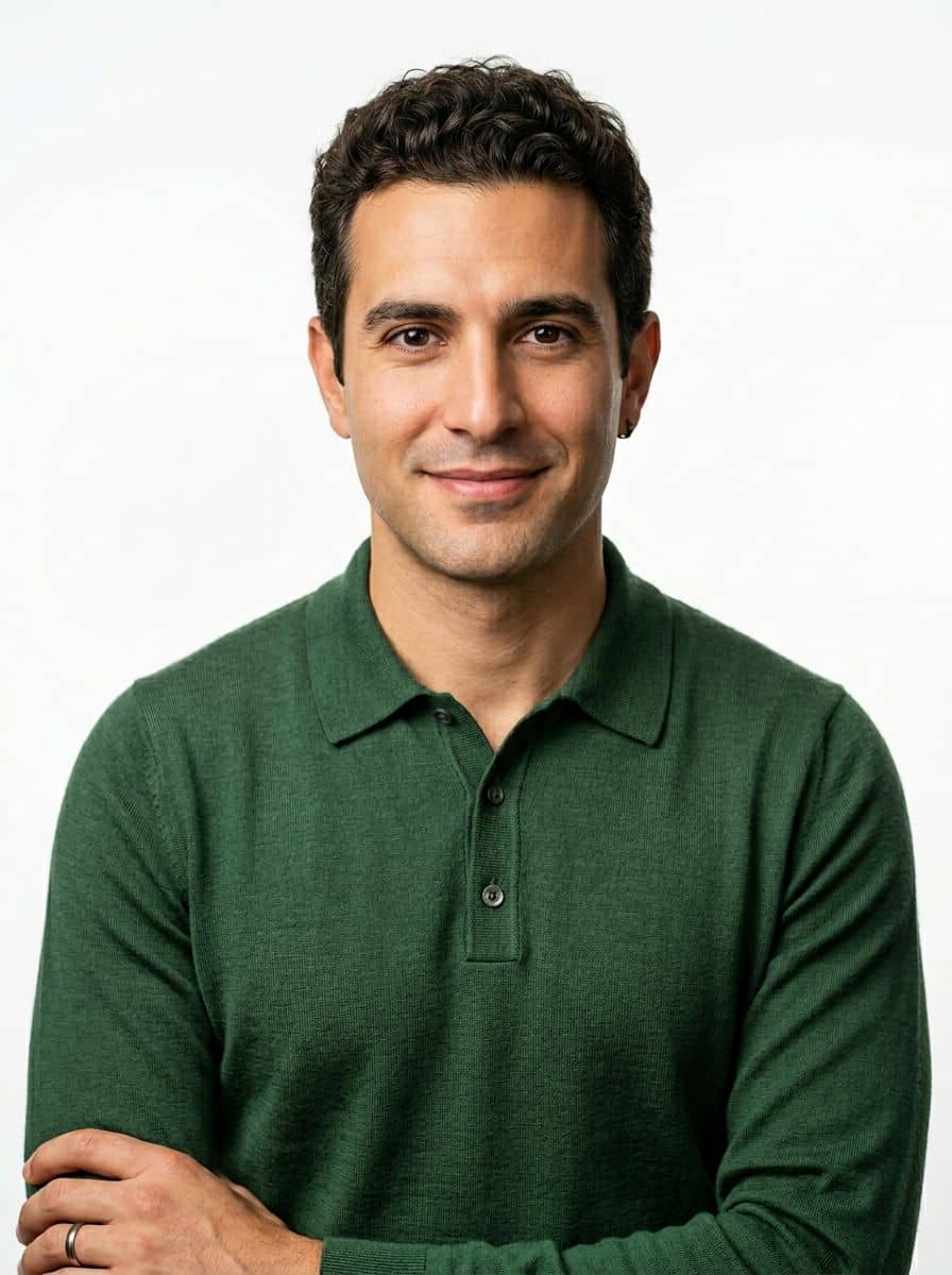 Forest Knit Polo - Studio Pure White - man business headshot